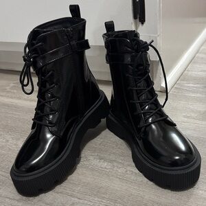 Girls Black Lace-Up Ankle Boots